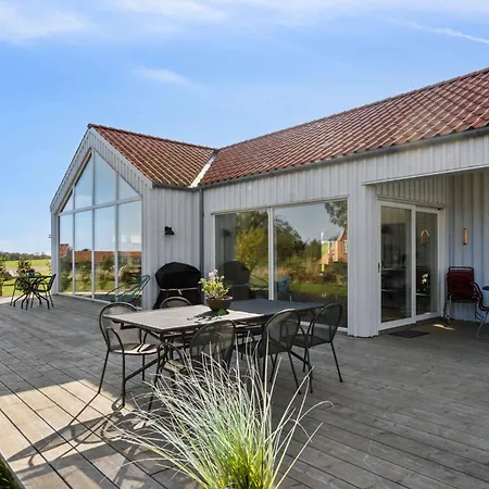 Modern With Sea View For 8 Дом отдыха *