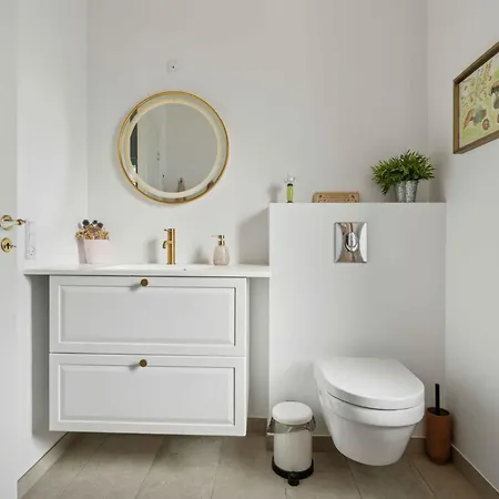 Дом отдыха Modern With Sea View For 8