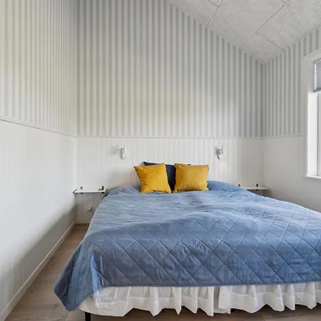 Modern With Sea View For 8 Σπίτι διακοπών Svaneke