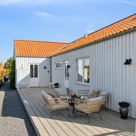 Modern With Sea View For 8 * Svaneke
