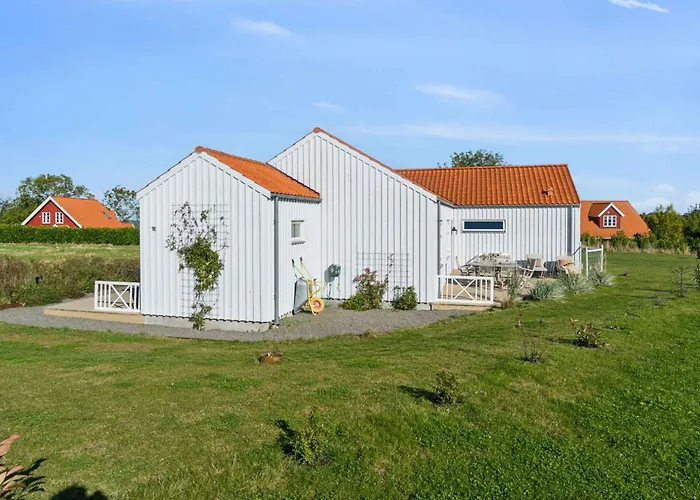 Дом отдыха Modern With Sea View For 8 *