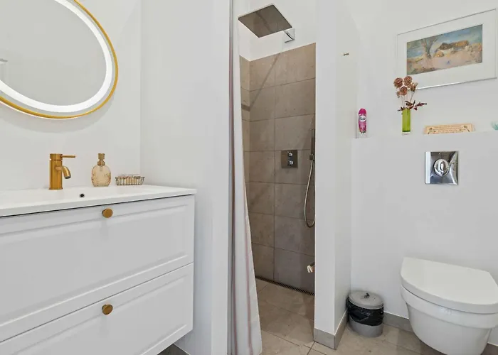 Modern With Sea View For 8 Дом отдыха Сванеке