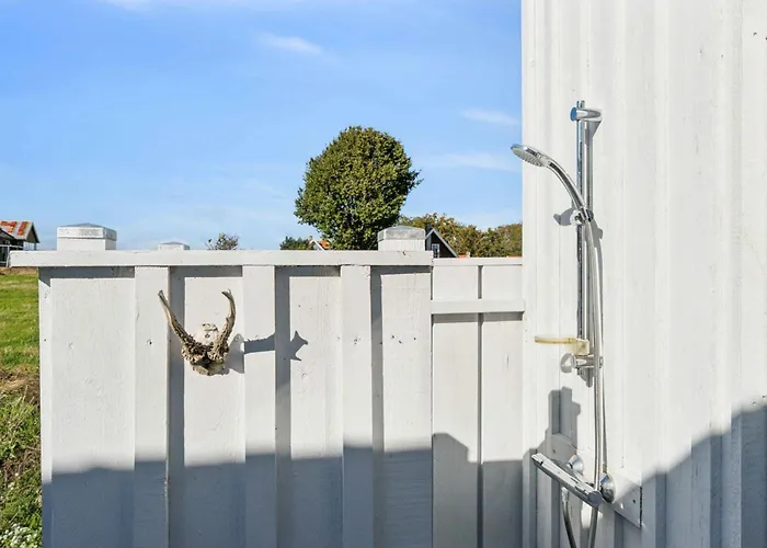 Modern With Sea View For 8 Дом отдыха *